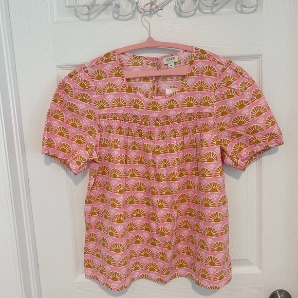 J. Crew Tops - NWT J. Crew Pink Short-Sleeve Cotton Top with Gold Fan Print Summer Size M